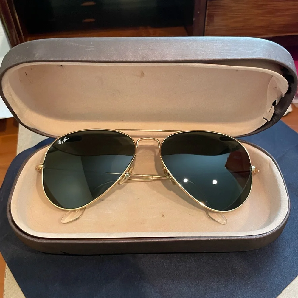 Ray-Ban Aviator Sunglasses - Picture 1 of 9